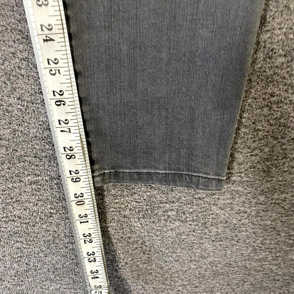 Cabi Women’s Size 12 Gray Skinny Zip Pocket Stretch Denim Jeans - Picture 10 of 11
